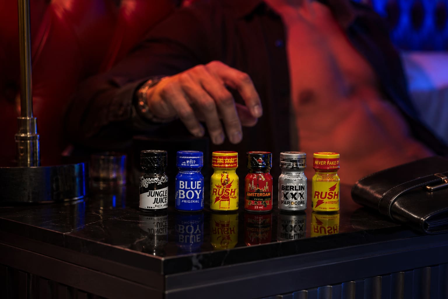 How to Use Poppers: The Complete Guide to Poppers Application